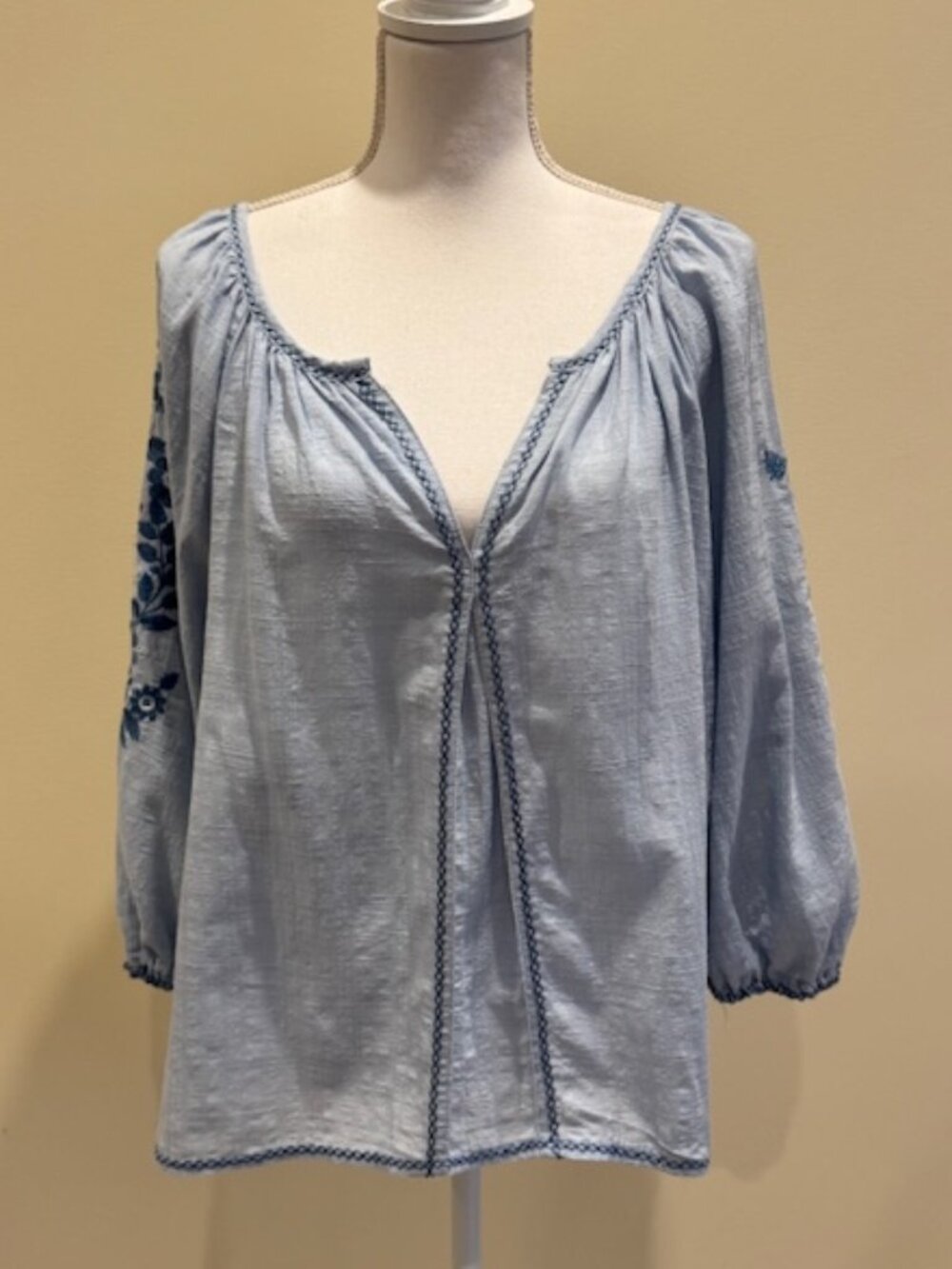 NWOT Max Studio London Chambray Blue Boho Embroidered Blouse Sz XL